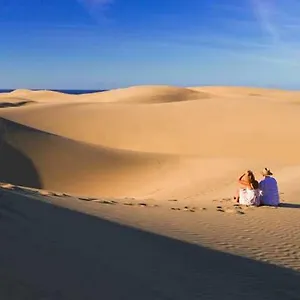 https://laislahouse.in-canary-islands.com